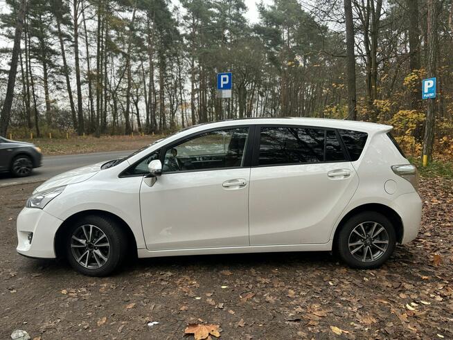 Toyota Verso Rezerwacja Poznań - zdjęcie 3