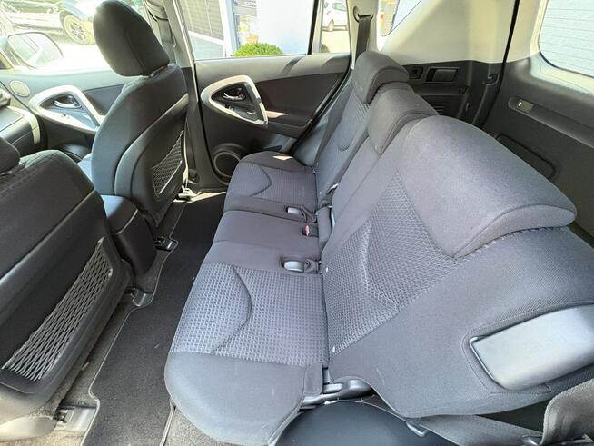 Toyota RAV-4 2.2 D4D | Stan BDB | Klimatyzacja | 4x4 Pyzdry - zdjęcie 8