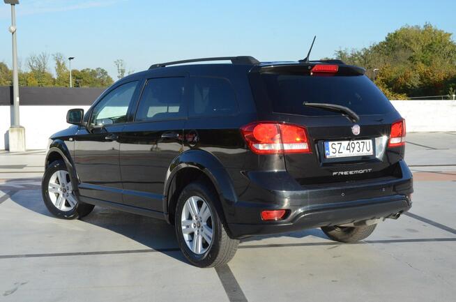 Fiat Freemont 7 os/ Manual/ Grzane Fotele/ Kamera/ Relingi/ Parktronic Zabrze - zdjęcie 11