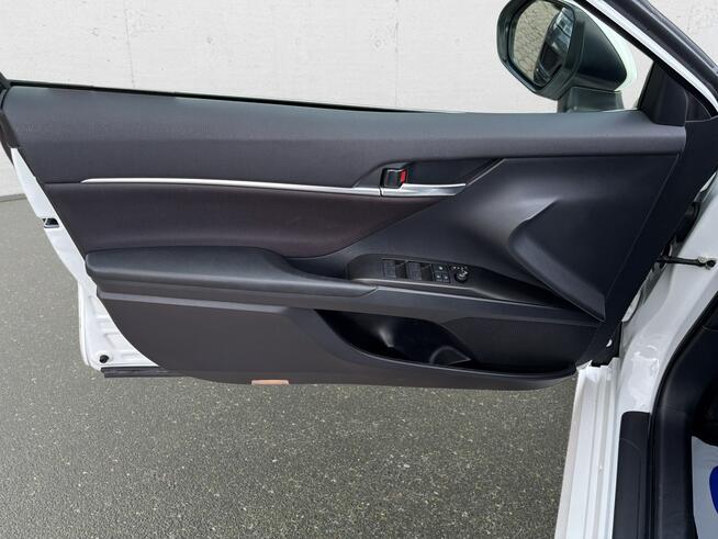 Toyota Camry 2.5 Hybrid Comfort CVT ! Z Polskiego Salonu ! FV 23 % ! Warszawa - zdjęcie 10