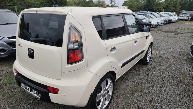 Kia Soul 1,6 MPi 126 KM 111 tys.km/1 właść/Alu/Parktronik Szczecin - zdjęcie 3