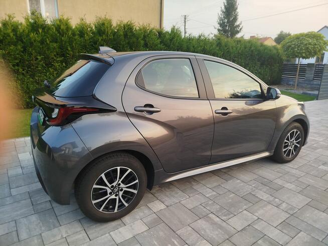 Toyota Yaris lV Sierakowice Lewe - zdjęcie 1