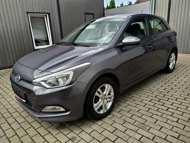 Hyundai i20 1.2 Benzyna  Grzane Fotele  i Kierownica Zarejestrowany Strzała - zdjęcie 3