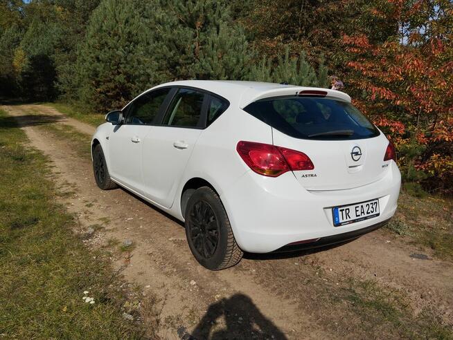 Opel Astra J 1.4 Benzyna Klima 5 Drzwi z Niemiec Kłobuck - zdjęcie 3