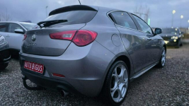 Alfa Romeo Giulietta ledy climatronic super stan Lębork - zdjęcie 5