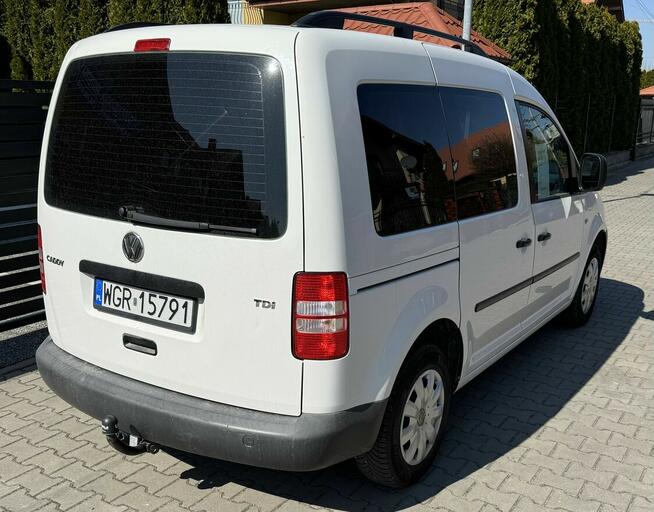 VW Caddy 1,6 TDI 75 KM 5-Osobowy Grójec - zdjęcie 4