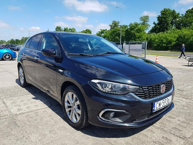 Fiat Tipo 1,4 Benzyna Klimatronik Tablet LEDy Zarejestrowany Gwarancja Włocławek - zdjęcie 3