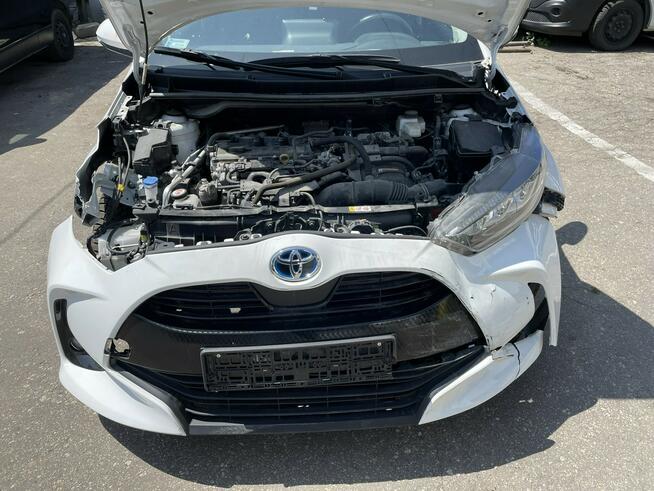 Toyota Yaris Hybrid 1.5 Active Salon PL 2023 FV 23% Syców - zdjęcie 8
