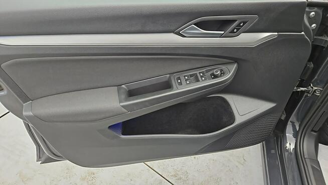 Volkswagen Golf VIII 2.0 TDI Life ! Z Polskiego Salonu ! Faktura VAT ! Warszawa - zdjęcie 10