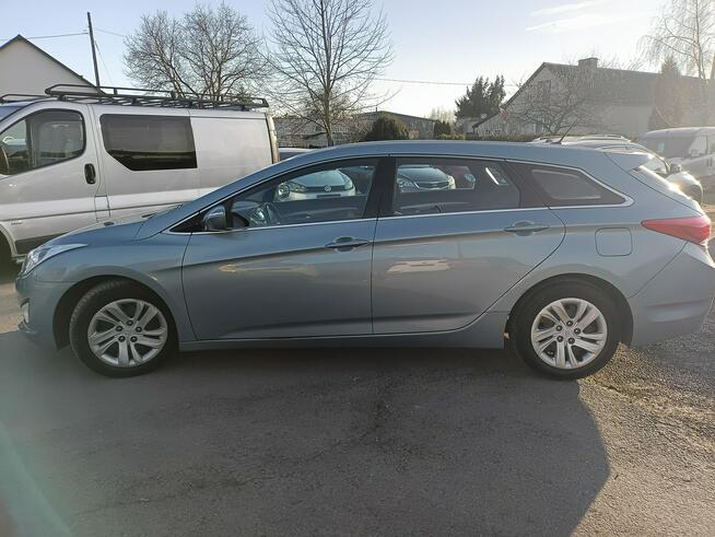 Śliczny Hyundai i40 Fajna wersja Policzna - zdjęcie 9