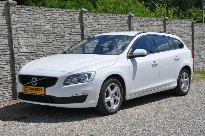 Volvo V60 2.0 5-cylindrów Pełny serwis w ASO Rozrząd wymieniony Dąbrowa Górnicza - zdjęcie 1
