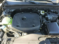 Volvo XC 40 AWD / R-Design / niski przebieg Tarnów - zdjęcie 12