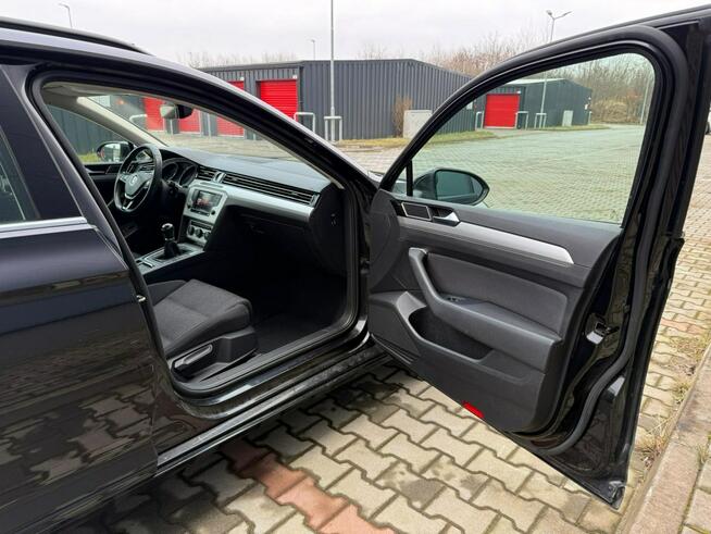 Volkswagen Passat Variant 2.0 TDI 150KM Salon PL I właściciel Full LED Wrocław - zdjęcie 12