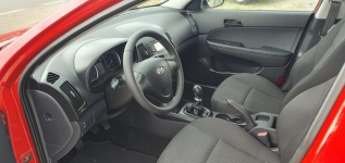 Hyundai i30 Bardzo zadbany/Wszystko sprawne/Bez korozji/Zarejestrowany Przyszowice - zdjęcie 5