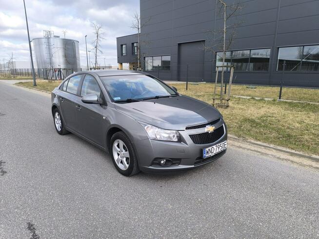 Chevrolet Cruze 1.6 LPG GAZ 2010r Klima Isofix Alu Ładny Sprawny Pabianice - zdjęcie 3