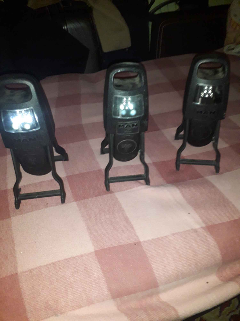 Lampy ostrzegawcze MAN Bielany - zdjęcie 1