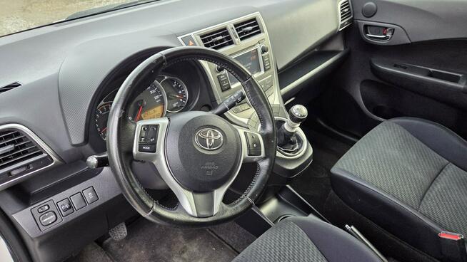 Toyota Verso S 1.3 Vvti 101KM Kamera Klima Serwis Zero Rdzy Otwock Mały - zdjęcie 7