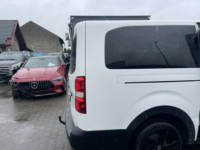 Toyota Proace Verso Long 9 osobowy Hak Nawiewy z tyłu Android Gliwice - zdjęcie 3