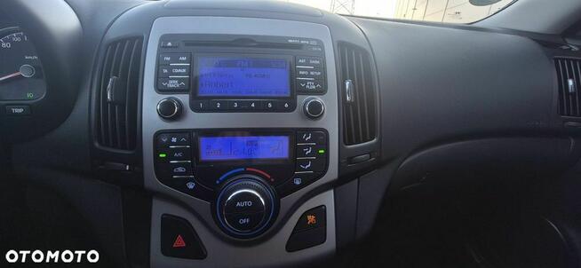 Hyundai i30 1.4 Edition 20 Poręba - zdjęcie 12