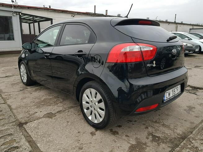 Kia Rio 1,4 Benzyna Klimatronik 6 biegów Zarejestrowany Gwarancja Włocławek - zdjęcie 7