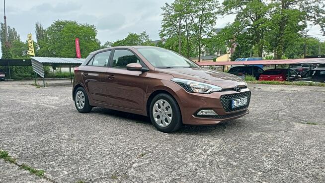 Hyundai i20 bardzo zadbany,  pierwszy właściciel, niski przebieg Tomaszów Mazowiecki - zdjęcie 6