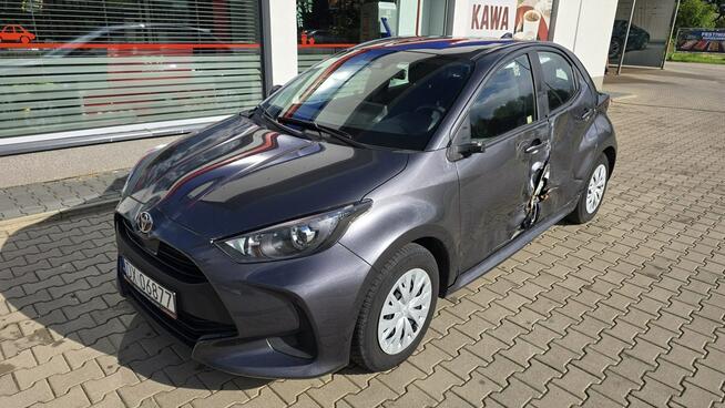 Toyota Yaris 1.5 B Asystent Pasa Tempomat Salon PL F vat Karczew - zdjęcie 3