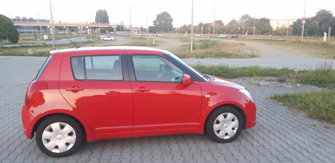 Sprzedam Suzuki Swift 1.3 2006r Gdańsk - zdjęcie 2