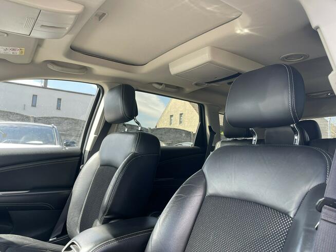 Fiat Freemont 4x4 Automat 7 osobowy Kamera Skóra 170KM Gliwice - zdjęcie 11