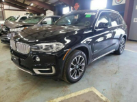 BMW X5 2017, 3.0L, 4x4, porysowany lakier Warszawa - zdjęcie 2