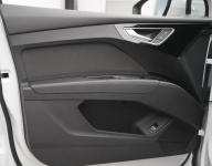 Audi Q4 40 e-tron 204KM  Virtual Kamera Matrix LED NAV Kielce - zdjęcie 12
