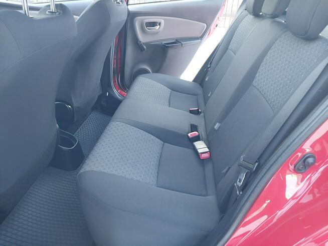 Toyota Yaris SALON PL  pierwszy właściciel  81 tys. km. + serwis ASO Warszawa - zdjęcie 11