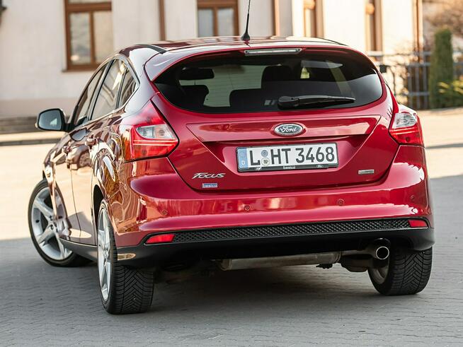 Ford Focus Titanium + ! 1.6i 150KM Manual ! Full Opcja ! Opłacony ! Zwoleń - zdjęcie 2