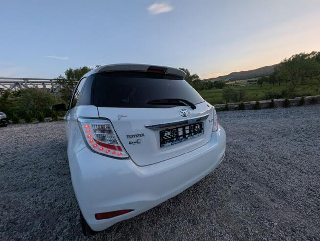 Toyota Yaris Kamienna Góra - zdjęcie 9