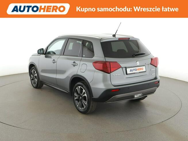 Suzuki Vitara automat 4x4 panorama navi kamera grzane fotele ACC Warszawa - zdjęcie 4