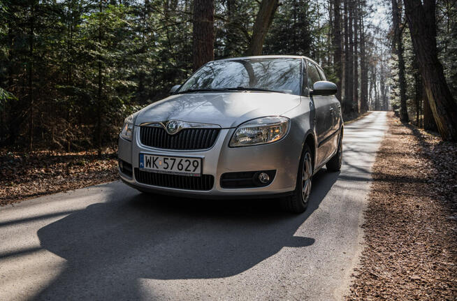 Skoda Fabia 1.4 Mpi Benzyna Klima Salon PL + 2 komplety opon Rakszawa - zdjęcie 1