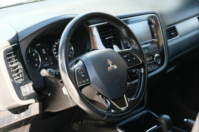 Mitsubishi Outlander 2.0 16v 4x4 automat nawigacja zarej. PL Zamość - zdjęcie 9