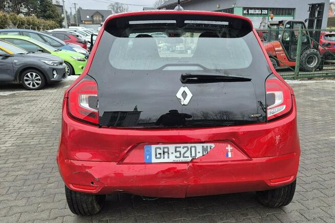 Renault Twingo INTENS Skóra Nawigacja Alufelgi Tempomat Świętoszówka - zdjęcie 8