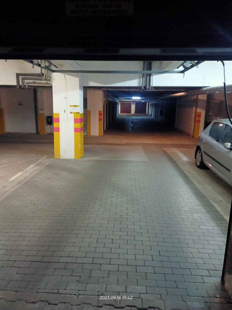 Wynajmę garaż podziemny na ulicy Jana Sawy 8 o powierzchni 16,35m2 Lublin - zdjęcie 5