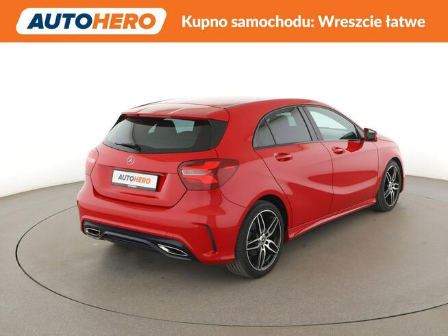 Mercedes A 180 automat półskóra kamera tempomat LED grzane fotele Warszawa - zdjęcie 7