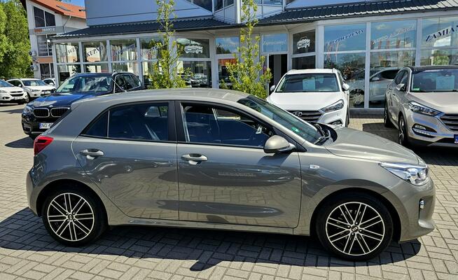 Kia Rio model 2018, grzana kierownica i fotele, asystent pasa, radar Olsztyn - zdjęcie 5