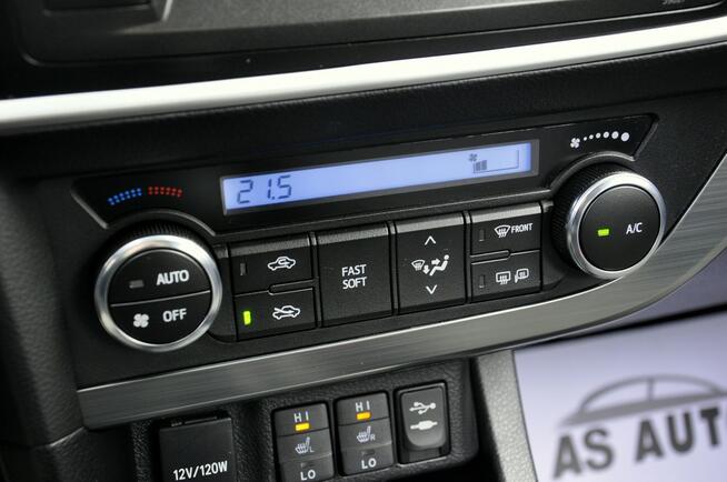 Toyota Auris 1,33i 100KM Premium/SerwisASO/Kamera/Ledy/USB/ Węgrów - zdjęcie 6