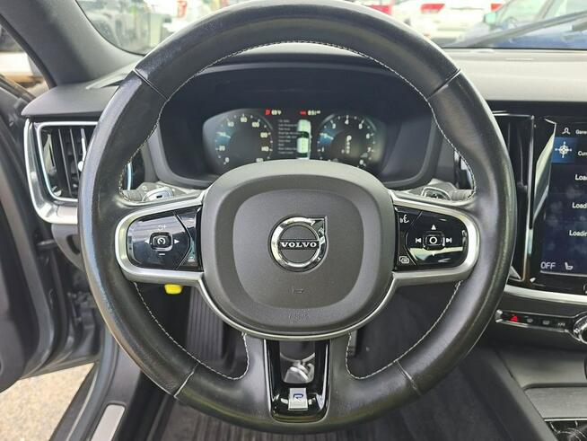 Volvo S60 R-Design / AWD / niski przebieg Warszawa - zdjęcie 10