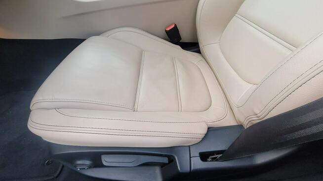 Jaguar XE na raty Leasing Wynajem bez BIK KRD od FastCars Kraków - zdjęcie 12