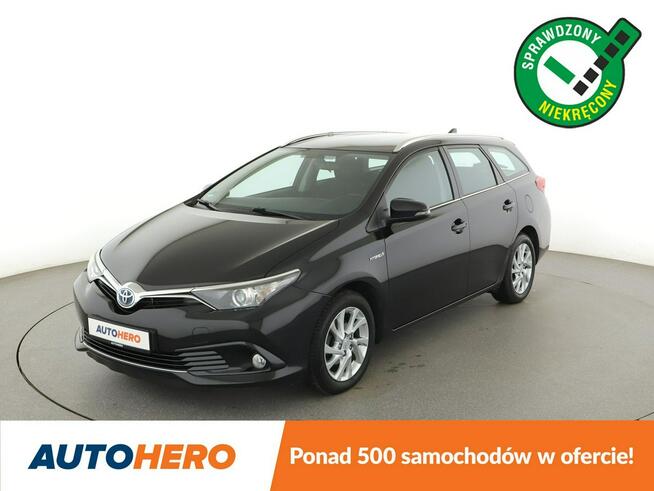 Toyota Auris hybryda kamera tempomat Bluetooth Warszawa - zdjęcie 1