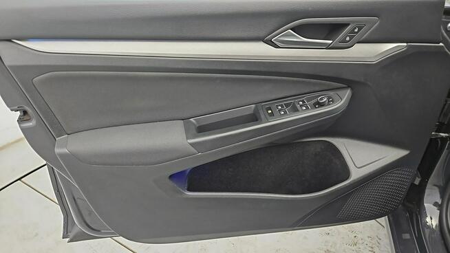 Volkswagen Golf VIII 2.0 TDI Life ! Z Polskiego Salonu ! Faktura VAT ! Warszawa - zdjęcie 10