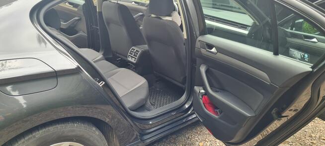 VW passat Polski Salon Zabierzów - zdjęcie 4