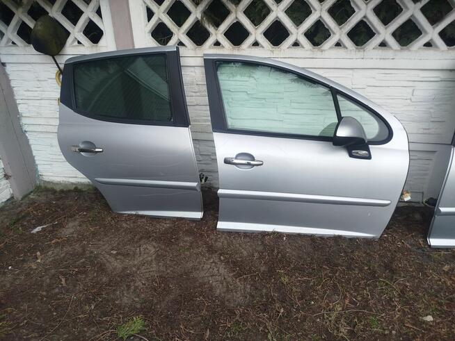 Auto przeznaczone na cześć kolor Ezrc Grabów nad Prosną - zdjęcie 3