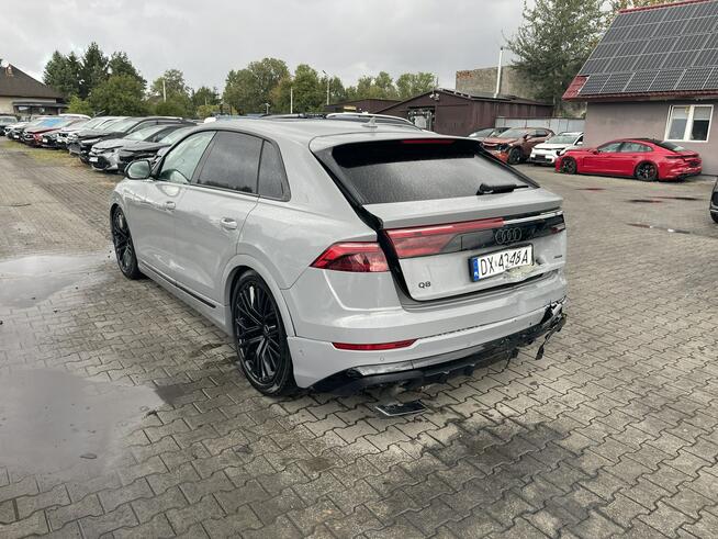 Audi Q8 S-line mHEV Quattro Pamięć Pneumatyka Kamery360 HAK  286KM Gliwice - zdjęcie 2
