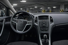 Opel Astra Jaworzno - zdjęcie 8