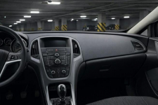 Opel Astra Jaworzno - zdjęcie 9